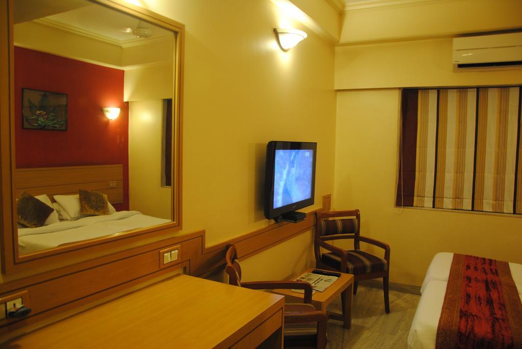 Hotel Midland Bombay Eksteriør billede
